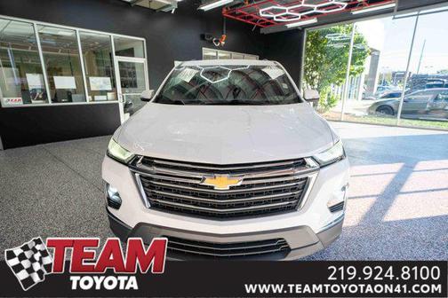 2022 Chevrolet Traverse LT Cloth