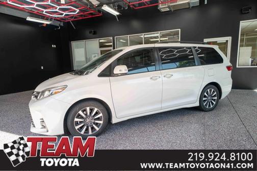 2019 Toyota Sienna Limited Premium