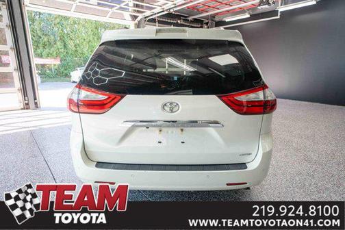 2019 Toyota Sienna Limited Premium