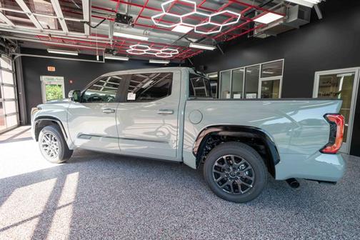 2026 Toyota Tundra Hybrid Platinum