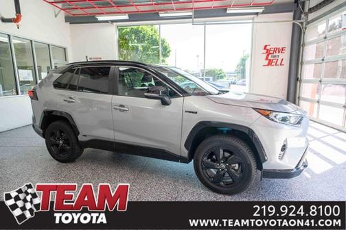 2021 Toyota RAV4 Hybrid SE