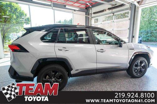2021 Toyota RAV4 Hybrid SE