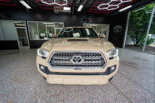 Quicksand 2017 Toyota Tacoma TRD Sport