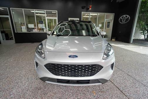INGOT SILVER METALLIC 2020 Ford Escape SE