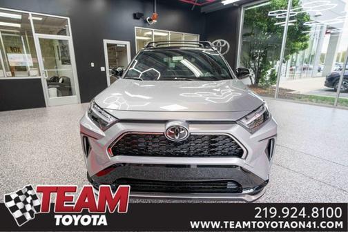2025 Toyota RAV4 Hybrid SE