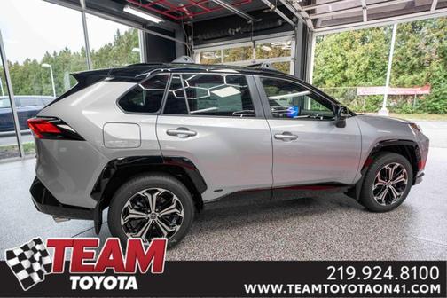 2025 Toyota RAV4 Hybrid SE