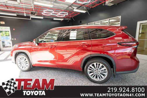 2024 Toyota Highlander Platinum