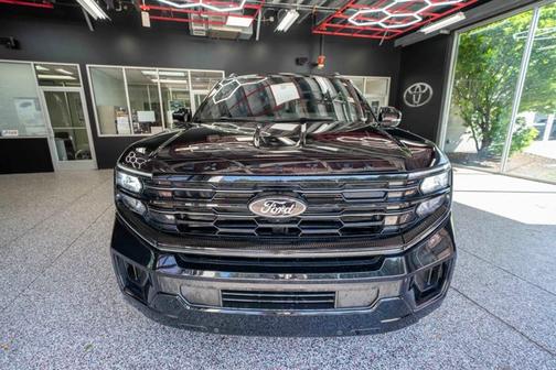 AGATE BLACK METALLIC 2025 Ford Expedition Platinum
