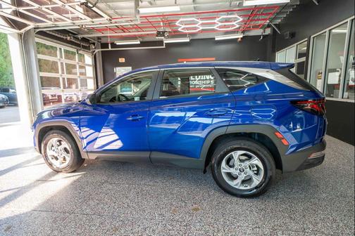 Intense Blue 2024 Hyundai TUCSON SE