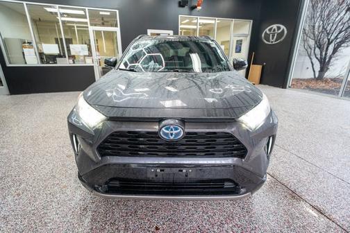 2022 Toyota RAV4 Hybrid SE
