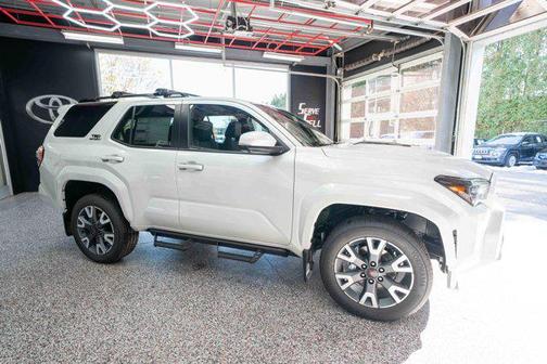 2025 Toyota 4Runner TRD Sport Premium