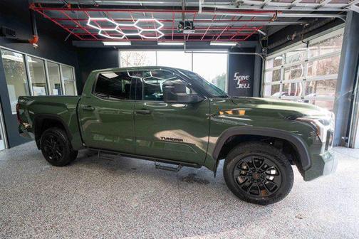 2023 Toyota Tundra SR5