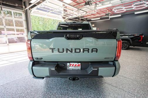 2026 Toyota Tundra Hybrid Platinum