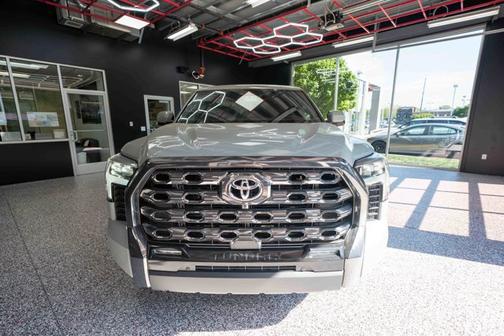 2026 Toyota Tundra Hybrid Platinum