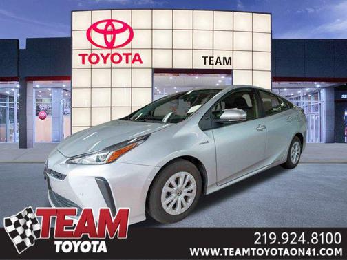 2022 Toyota Prius LE