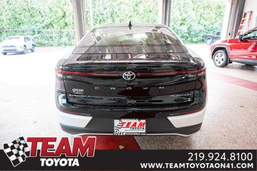2026 Toyota Crown Platinum