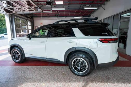 2023 Nissan Pathfinder Rock Creek 4WD