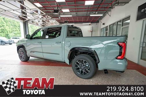2025 Toyota Tundra Hybrid Platinum