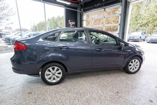 2012 Ford Fiesta SE
