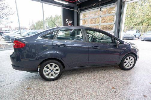2012 Ford Fiesta SE