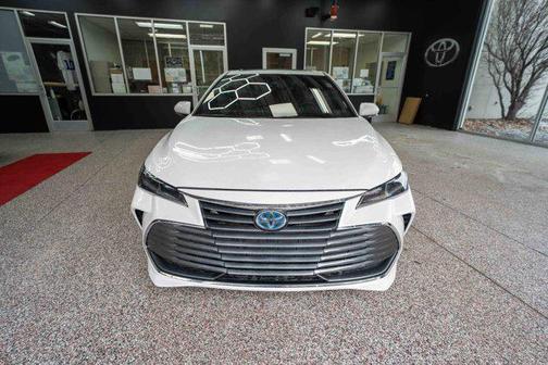 2020 Toyota Avalon Hybrid Limited