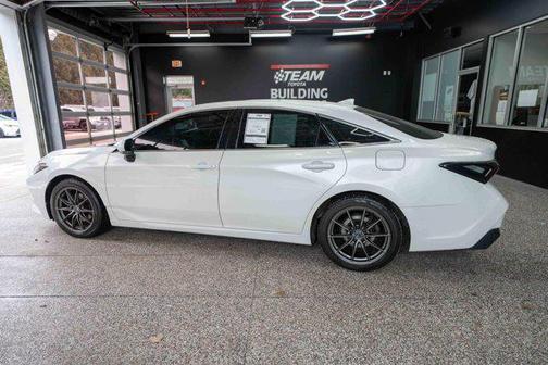 2020 Toyota Avalon Hybrid Limited