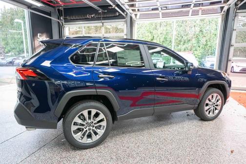 2025 Toyota RAV4 Limited