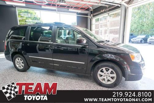 2010 Chrysler Town & Country Touring