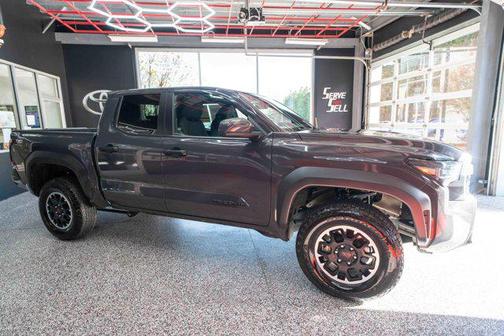 2024 Toyota Tacoma TRD Off Road
