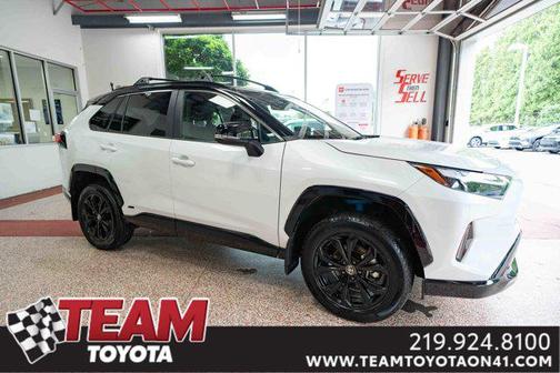 2024 Toyota RAV4 Hybrid SE