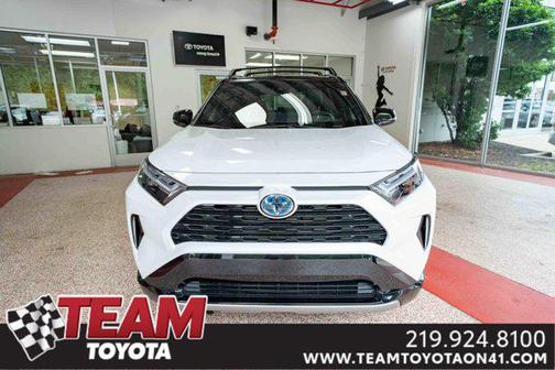 2024 Toyota RAV4 Hybrid SE