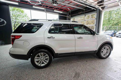 WHITE PLATINUM MET TRI-COAT 2013 Ford Explorer XLT