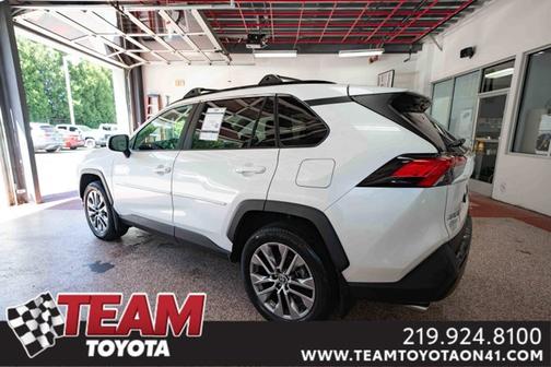 2022 Toyota RAV4 XLE Premium