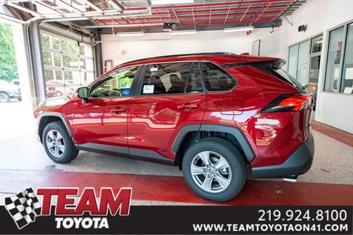 2025 Toyota RAV4 Hybrid XLE