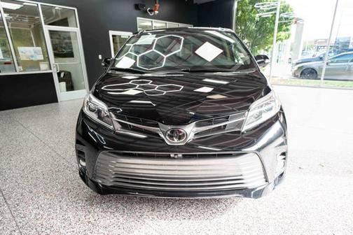 2020 Toyota Sienna Limited Premium