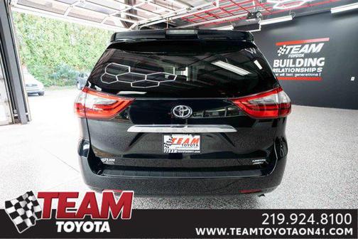 2020 Toyota Sienna Limited Premium