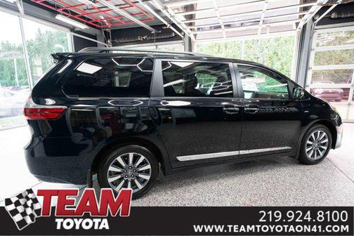 2020 Toyota Sienna Limited Premium