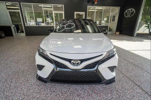 Ice Edge/Midnight Black Metallic 2021 Toyota Camry TRD