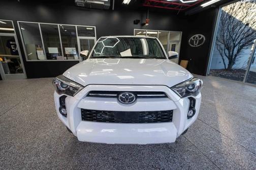 2024 Toyota 4Runner SR5