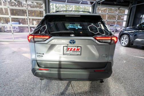 2023 Toyota RAV4 Hybrid XLE