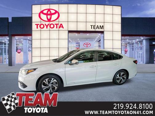 Crystal White Pearl 2022 Subaru Legacy Premium