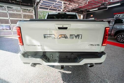 2025 RAM 1500 ST