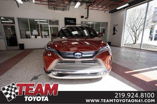 2024 Toyota Venza XLE