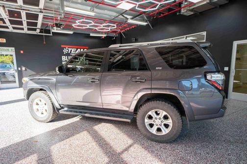 2017 Toyota 4Runner SR5 Premium