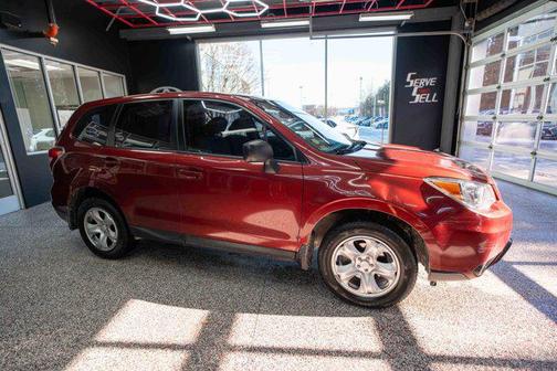 2016 Subaru Forester 2.5i