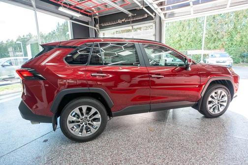 2025 Toyota RAV4 Limited