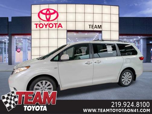 2017 Toyota Sienna XLE