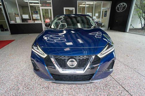 Deep Blue Pearl 2022 Nissan Maxima SV Xtronic CVT