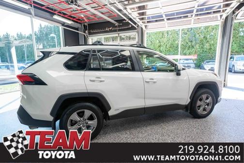 2023 Toyota RAV4 Hybrid XLE