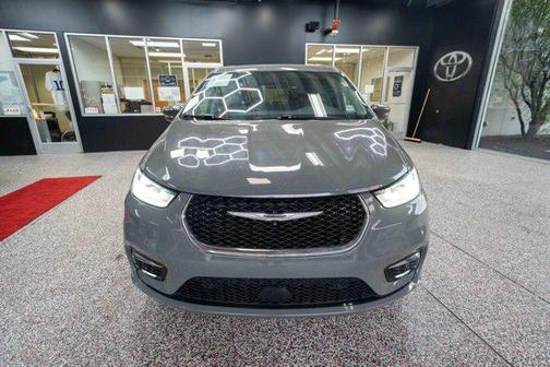 Ceramic Gray Clearcoat 2022 Chrysler Pacifica Hybrid Touring L